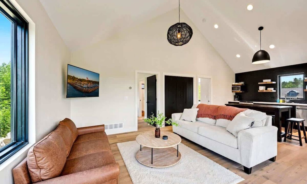 Egg Harbor Apartment | Modern Loft Suite · Walk to Downtown Egg Harbor