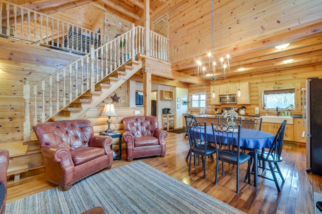 Pine City House | Modern Log Cabin w/Rec Room, Steps to Lake!