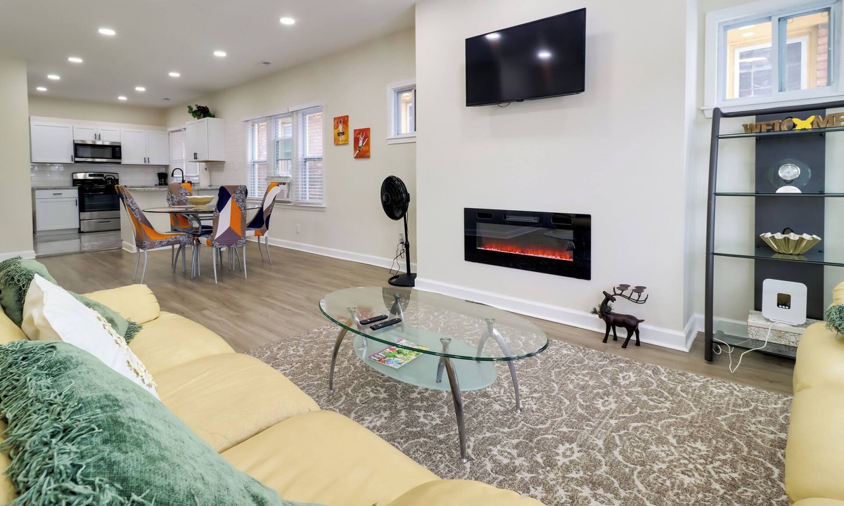 Detroit House | Modern Updates & Great Location! Detroit Duplex