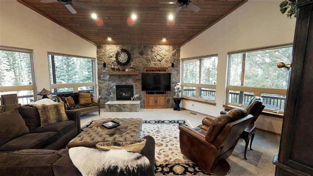 Red River House | Moon River