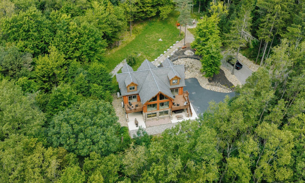 Ellicottville House | Mountain Home in Ellicottville - Close to Village