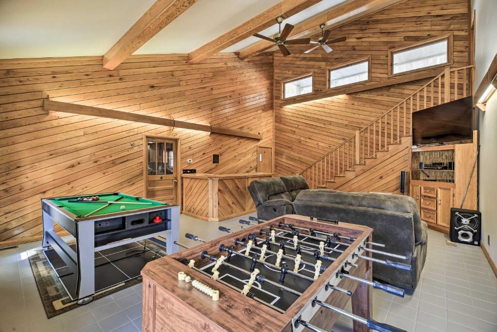 Welch House | Mtn-View Home w/Game Room - Near ATV Trails!