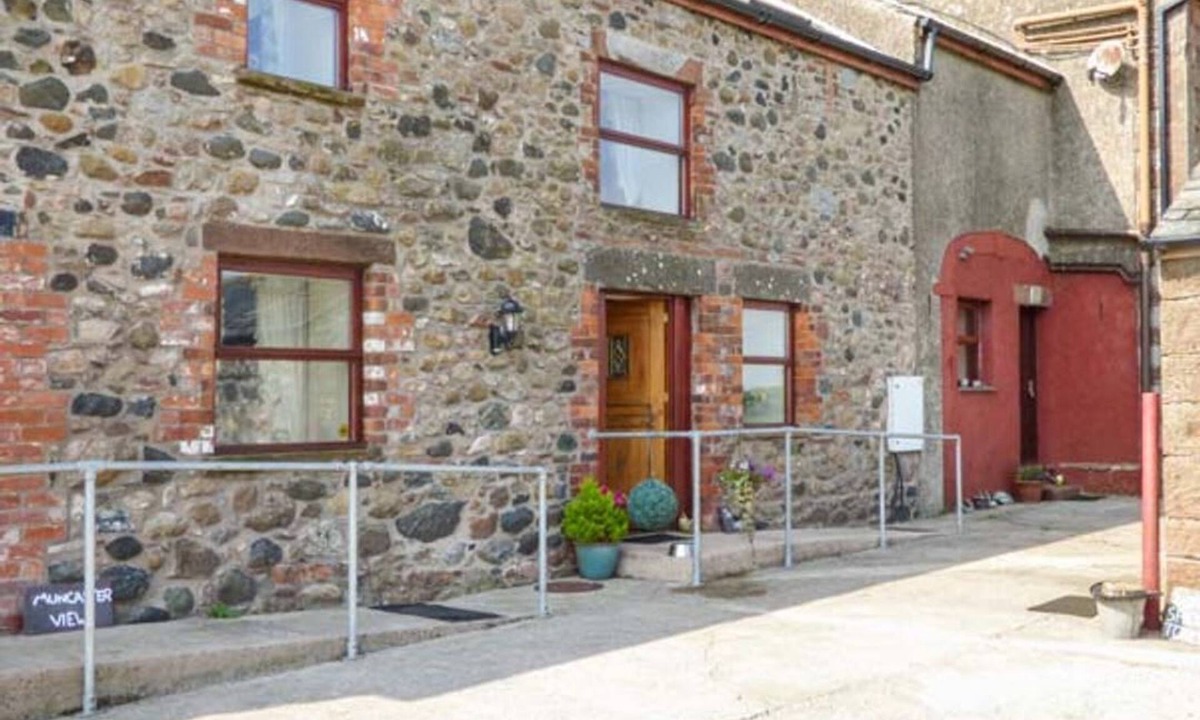 Holmrook House | Muncaster View, Ravenglass