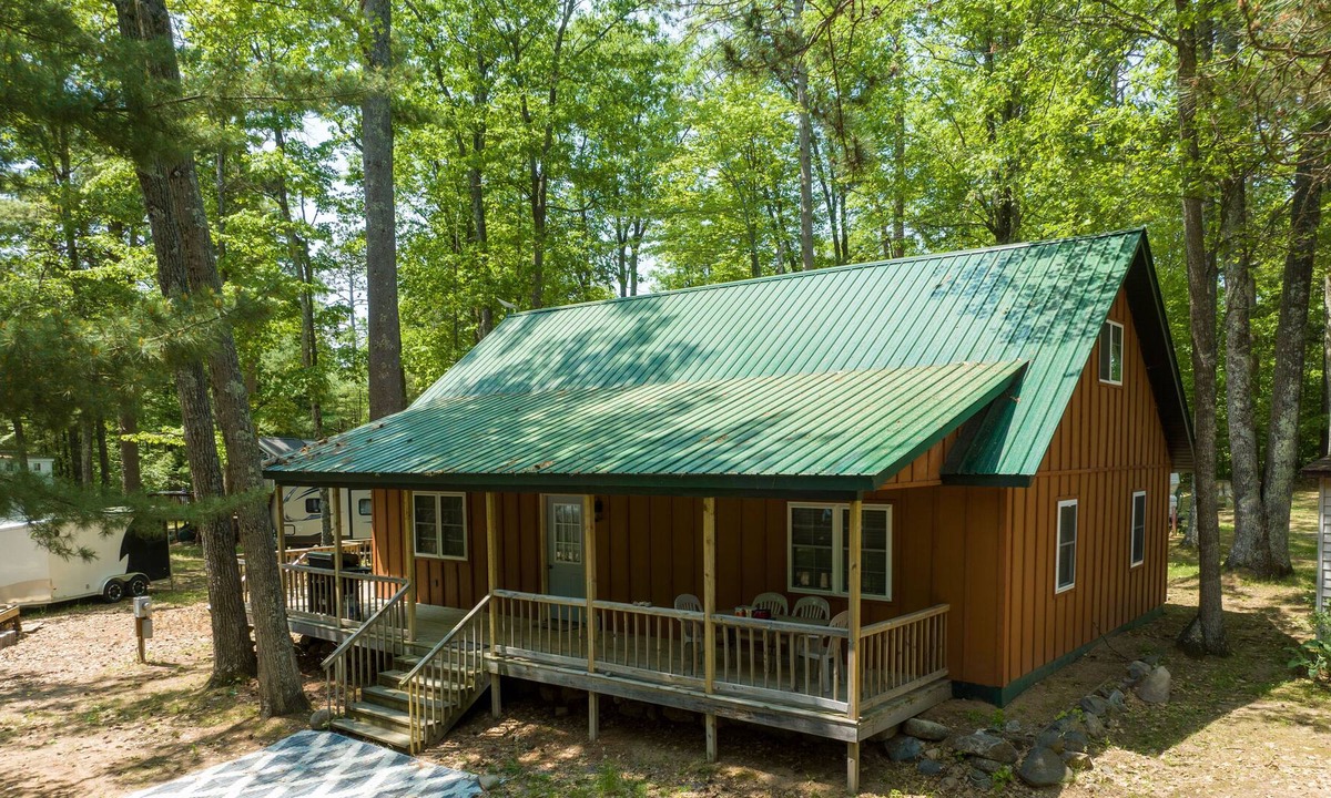 New Post Cabin | Nature's Sanctuary: The Loft Cabin at Blueberry Lake