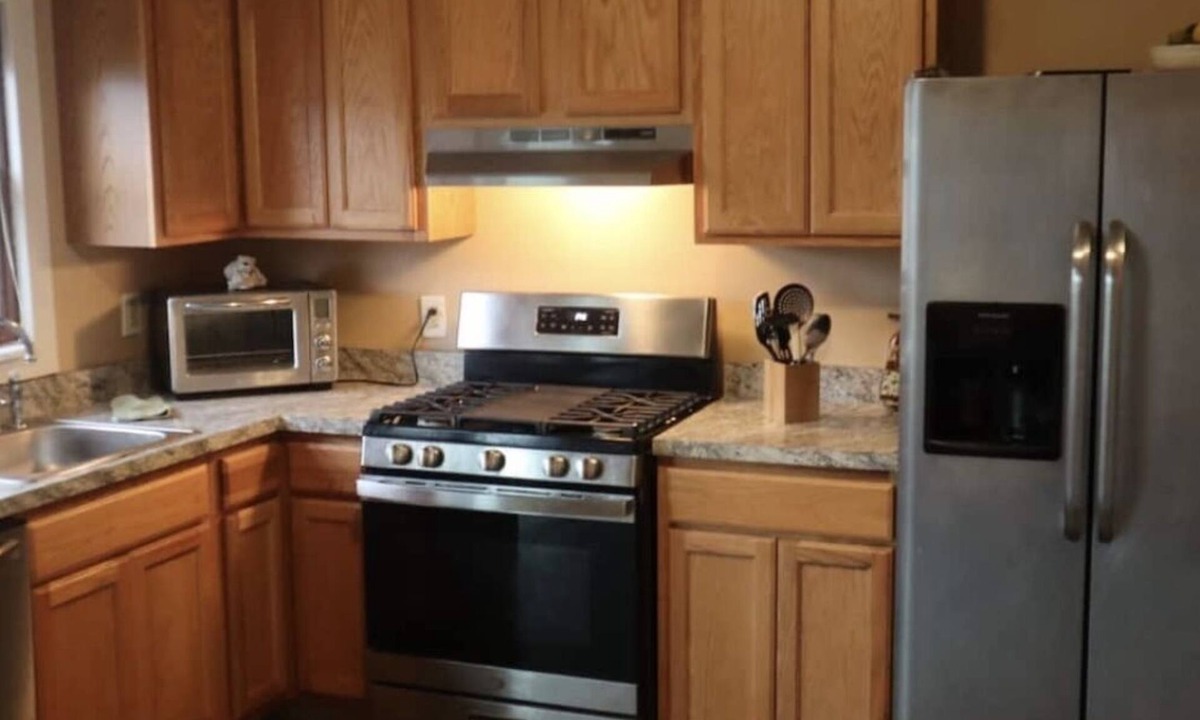 East Pittsburgh House | Neicy's Nest - East