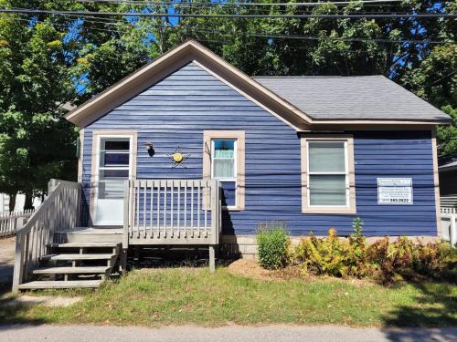 Frankfort House | New! 307 HP Cottage - Cute & Great Location!