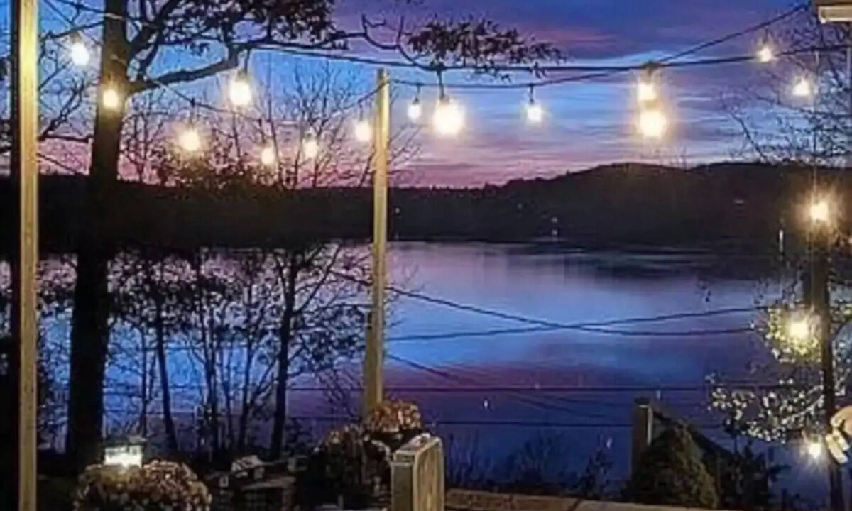 Sabattus Cottage | New Cozy two bedroom cottage with private dock!