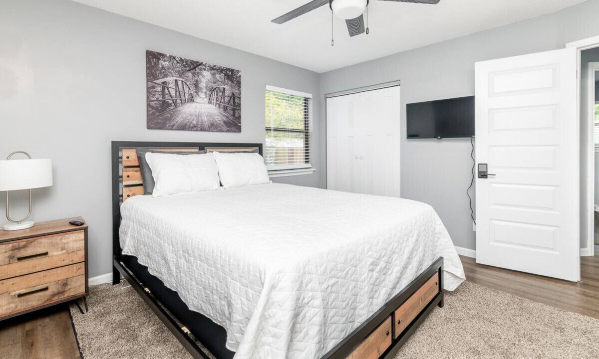Elizabethtown House | New Home in Elizabethtown, KY · Suite III