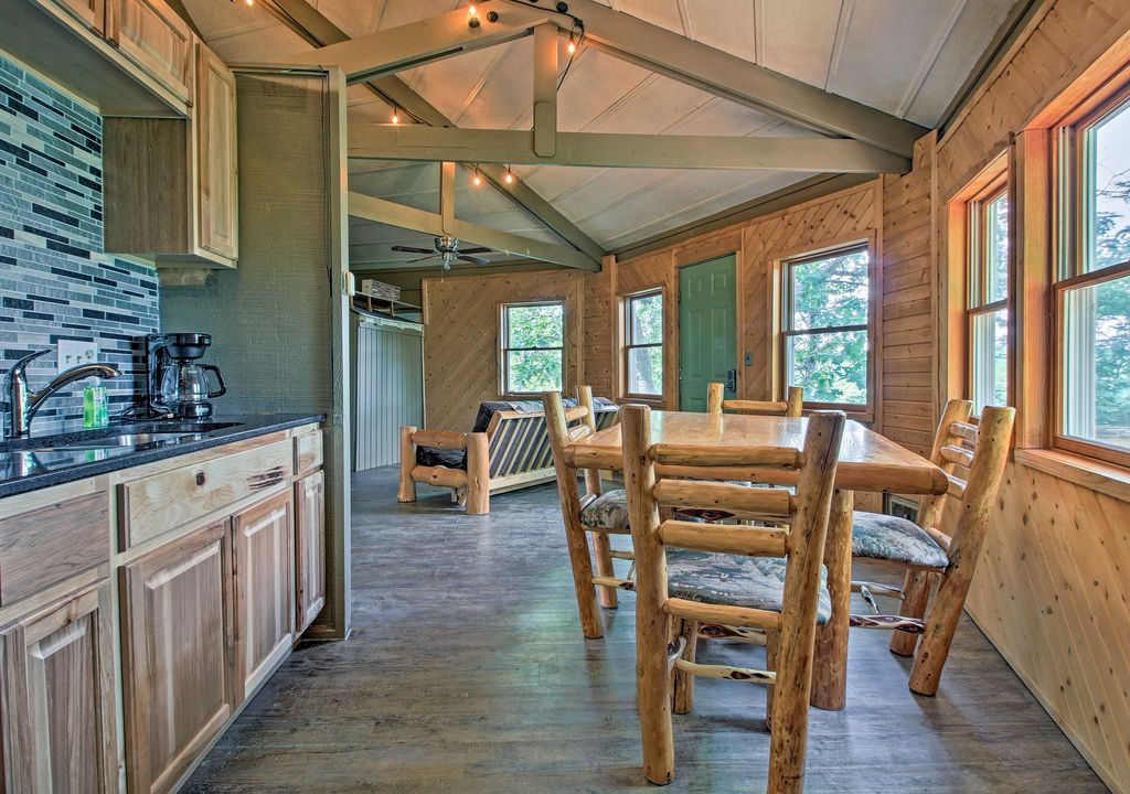 Proctor Villa | NEW! Modern Duluth Villa-Steps to Spirit Mountain!