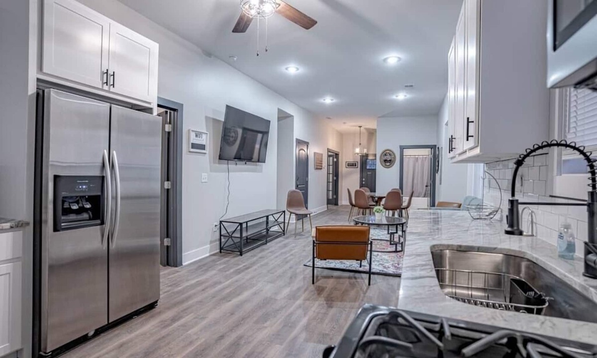 Merriwether House | NEW! Preston Street Amazing Getaway!