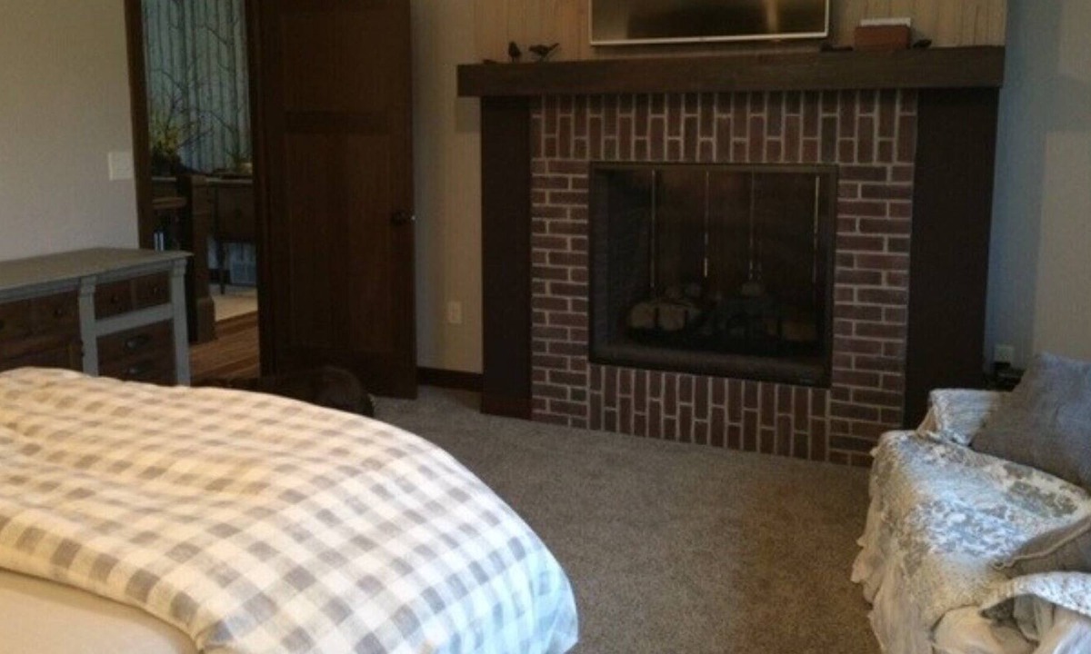 Plymouth House | Newly built private farmhouse style ranch/walkout with all the modern amenities.