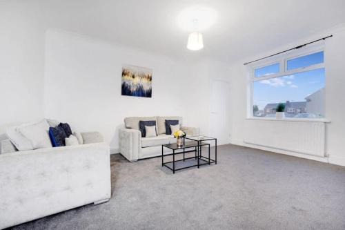 Woodhorn Apartment | Newly refurbished Near the coast Sleeps 5
