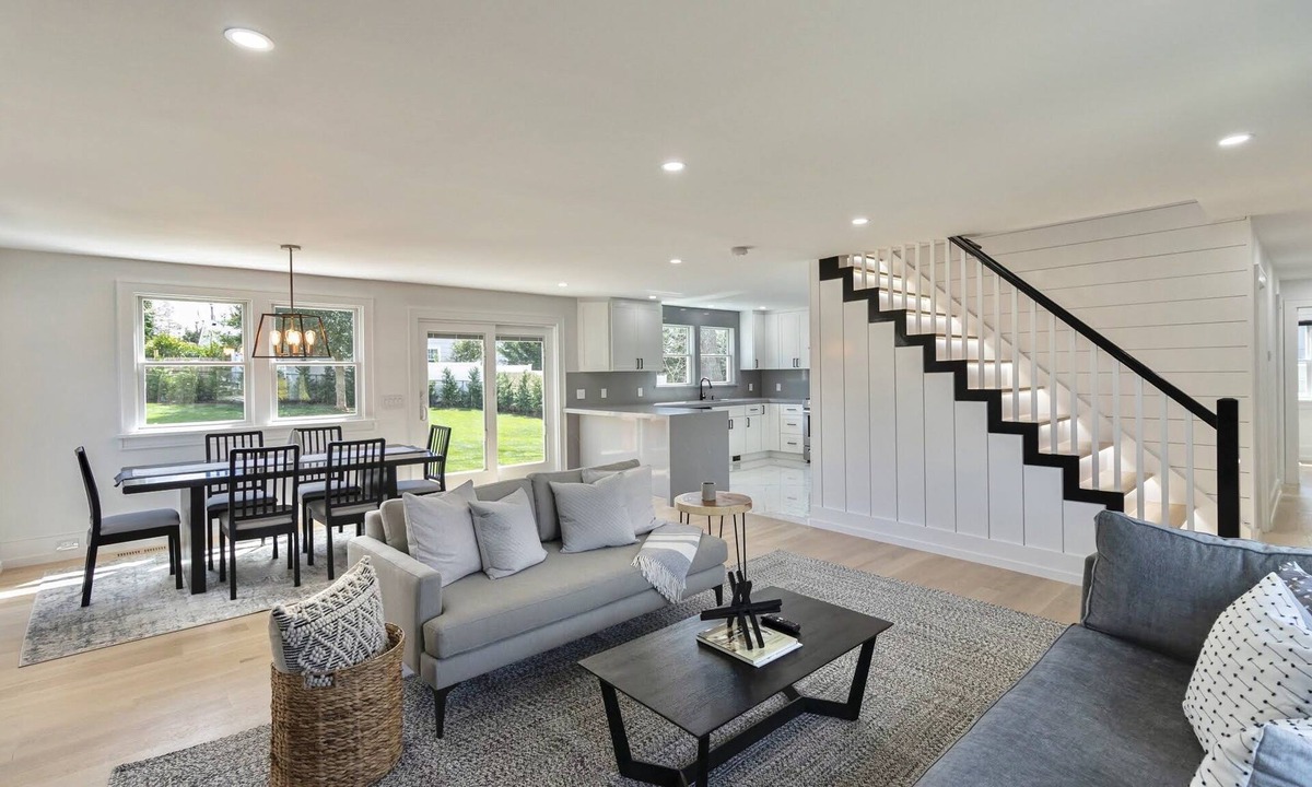 Hampton Bays House | Newly Renovated Hamptons Home Near the Beach