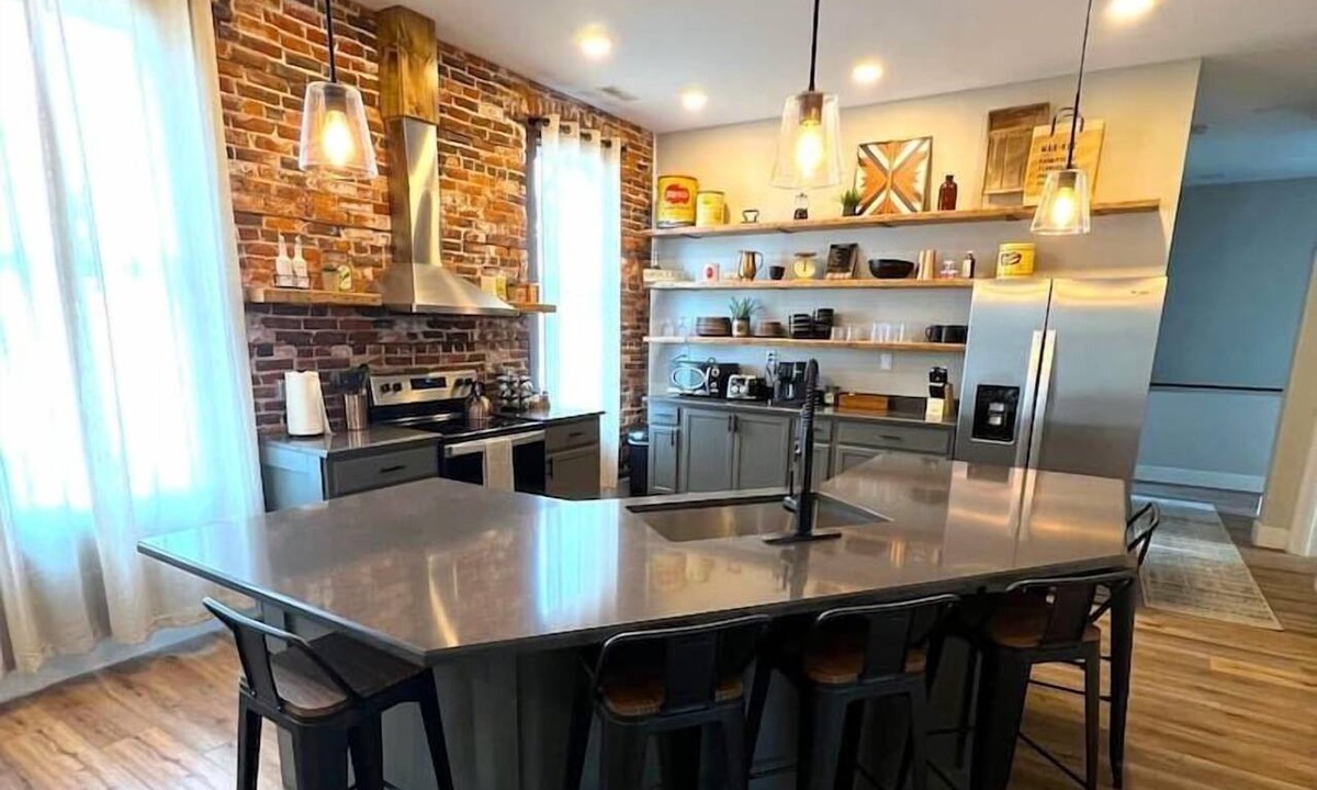 Sandusky Apartment | Newly Renovated Loft-3bd/2bth in downtown Sandusky