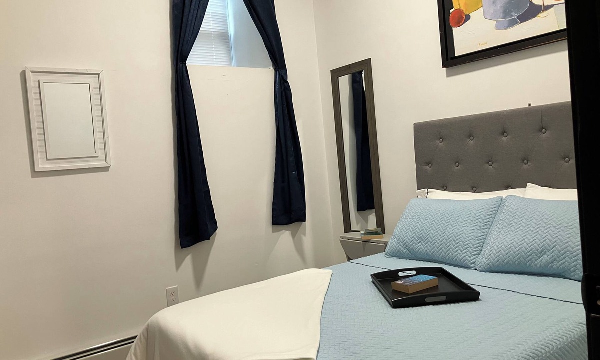 Somersworth Apartment | Newly Renovated Near Portsmouth! Wine ~ Parking ~ WiFi