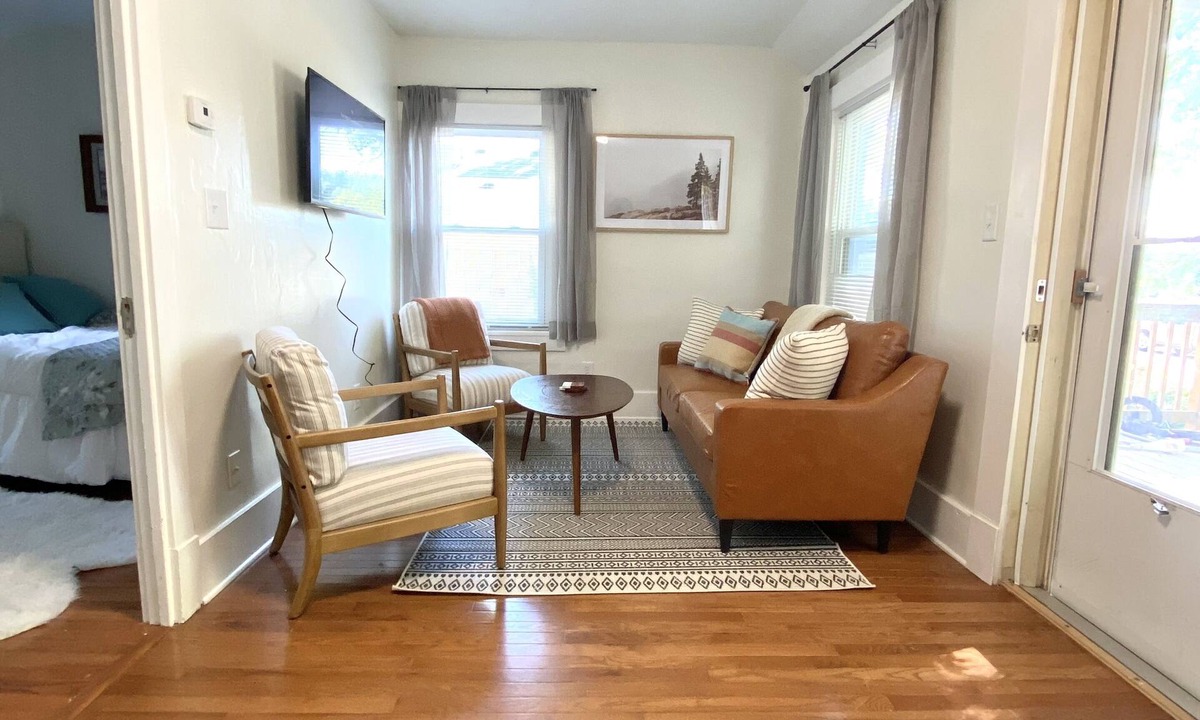 Lincoln House | Newly Renovated Three Bedroom Home in Central Lincoln!