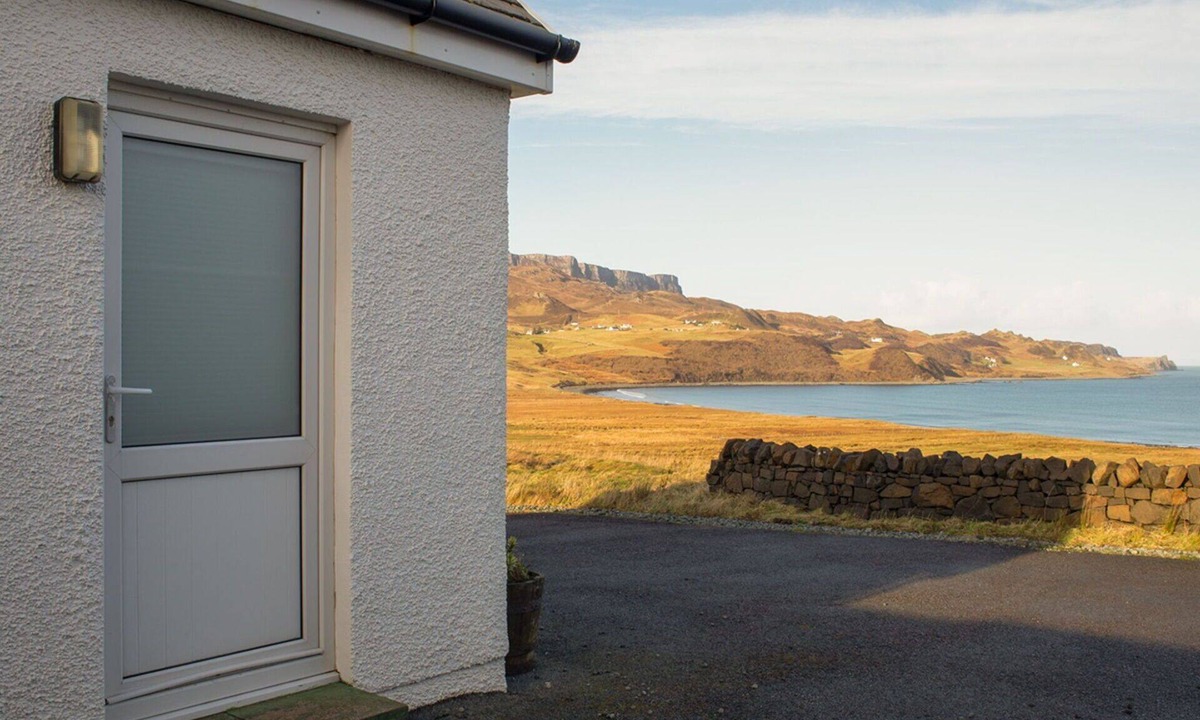 Staffin Apartment | Nice apartment for 2 people with WIFI and TV