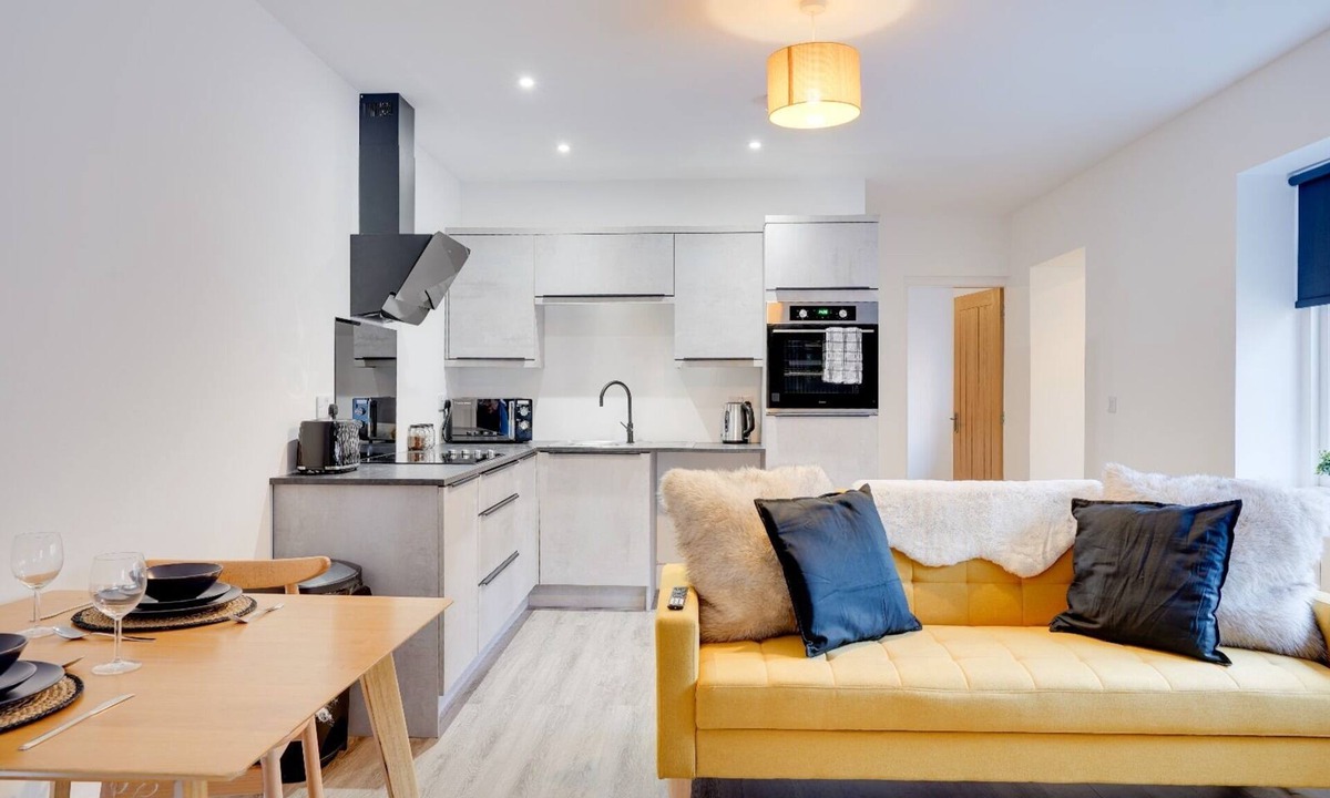 Tweedmouth Apartment | No 4 @ The Rocket Rooms Apartment