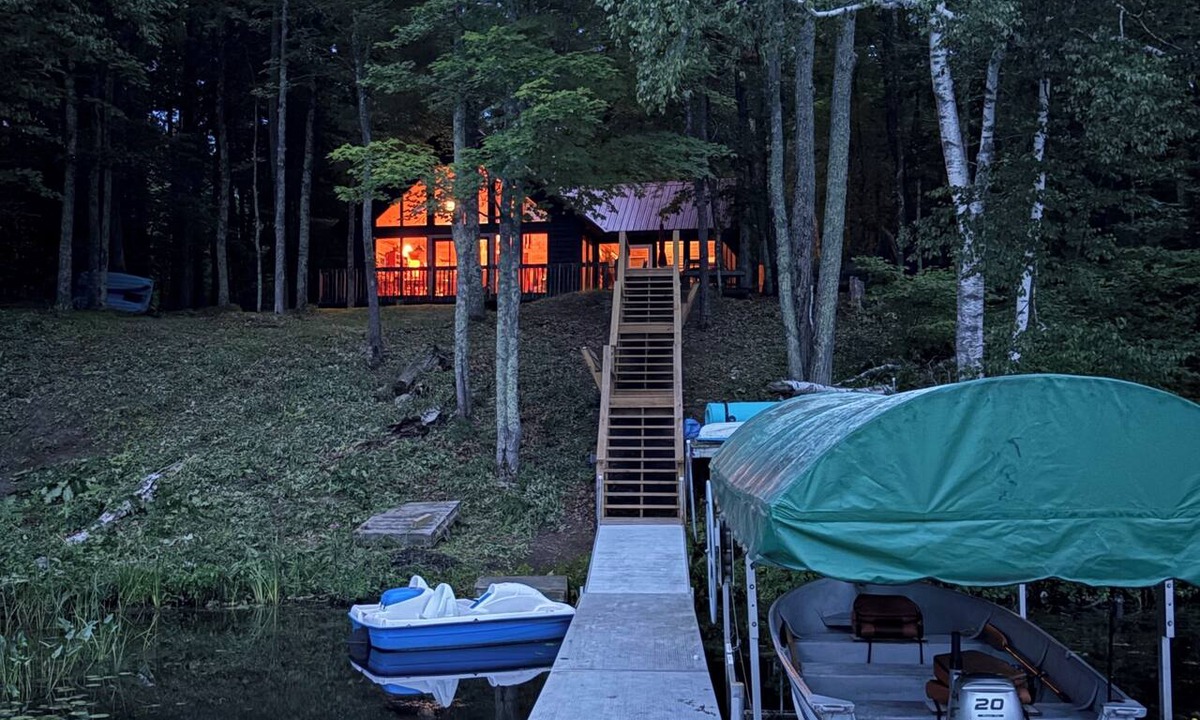Reserve Ski Chalet | Northwoods cabin with private dock