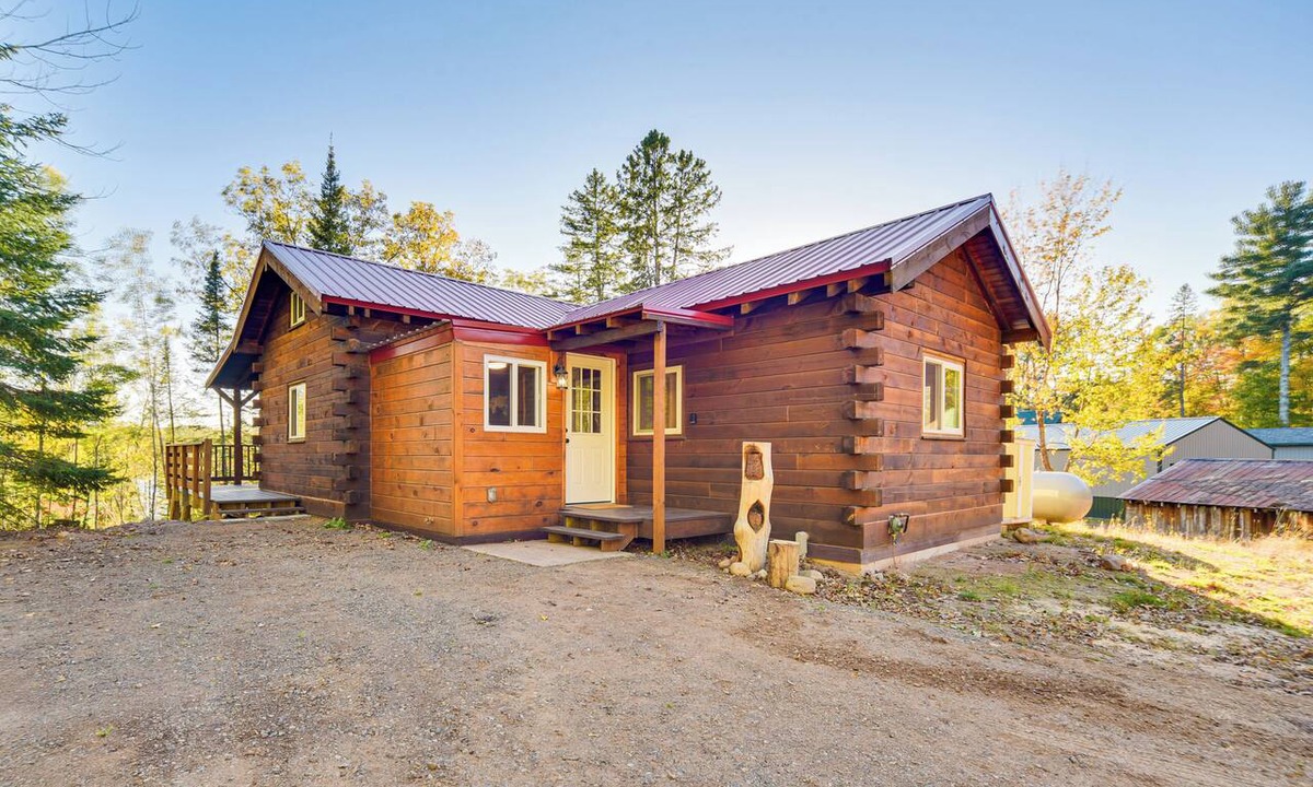 Hayward Cabin | Northwoods Nature Escape! Lakefront Hayward Cabin