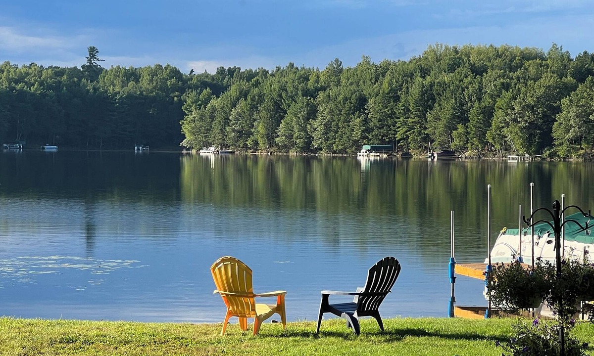 Lake Tomahawk House | Nostalgic North Two Lake Retreat on a Crystal Clear Lake in Lake Tomahawk, WI
