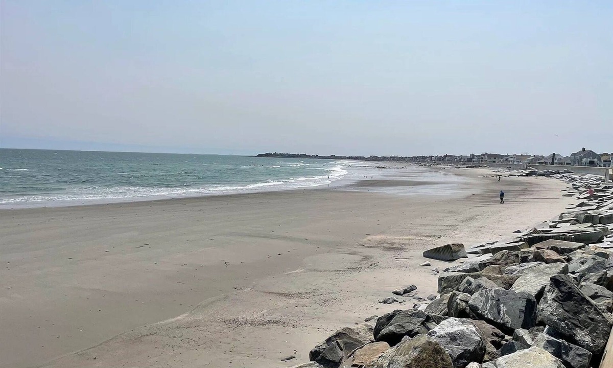 Hampton Condo | Ocean view condo only steps away from North Beach!