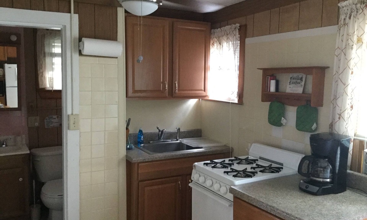 Salisbury Beach Apartment | Oceanside Steps to the Beach