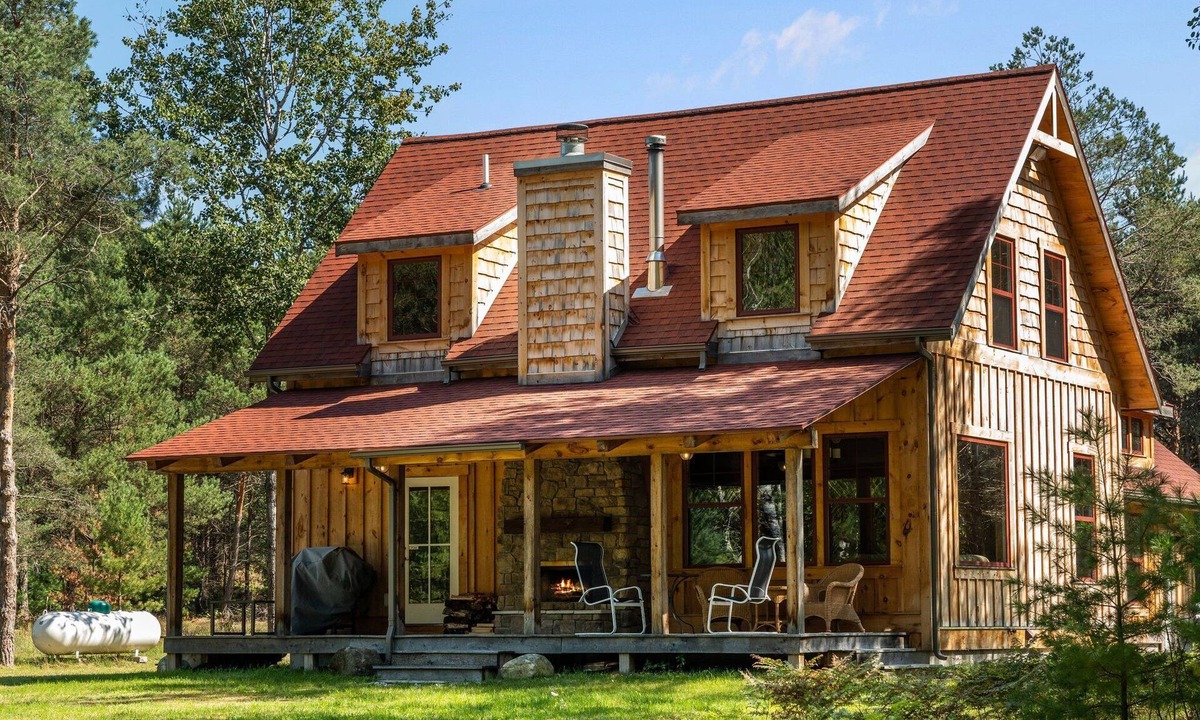 Lake City Cabin | ORV Trails - Outdoor Fireplace - Luxury Cabin - Fall Colors & Pet Friendly!