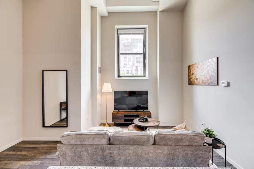 Downtown Cincinnati Apartment | OTR Gym Pool Free parking walk to stadiums