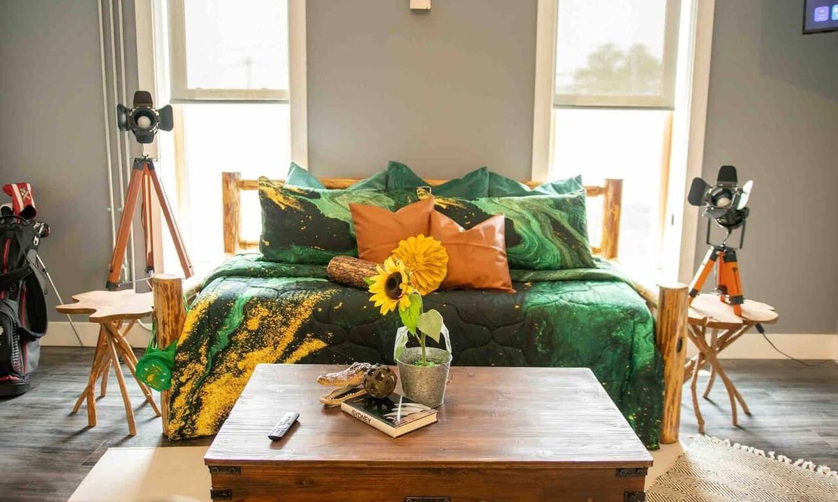 Bellefontaine Apartment | Outback Inspired 1BR Flat - Downtown Bellefontaine
