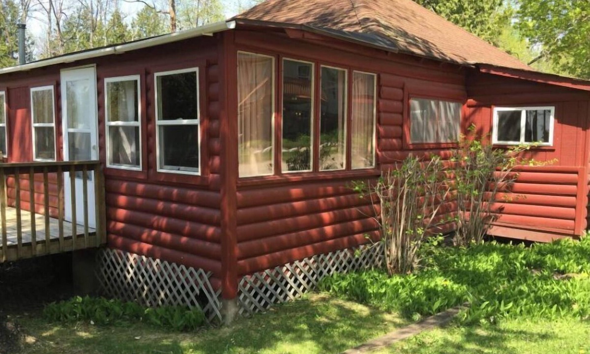 Northome Cabin | Overlook Cabin on Island Lake Pet Friendly Northshore Bay Resort