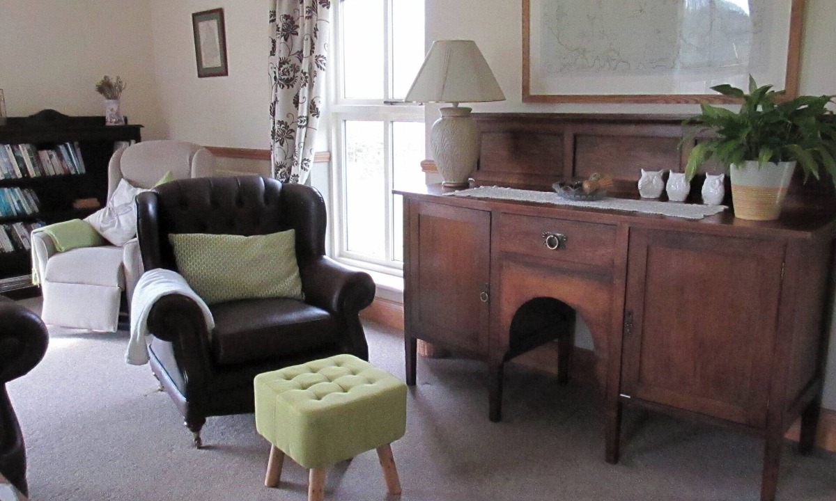 Morpeth Cottage | Owl Cottage High Weldon