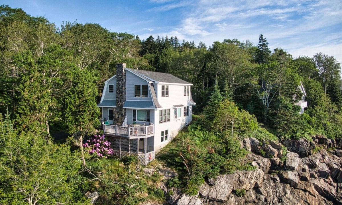 East Boothbay House | Owl`s Nest by Sea Maine