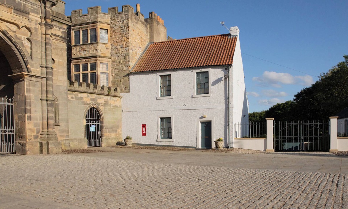 North Bitchburn Cottage | PALACE GARDEN COTTAGE, pet friendly, with a garden in Bishop Auckland
