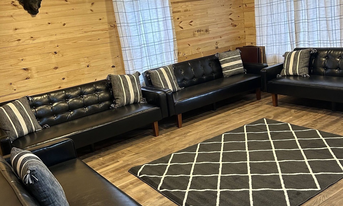 Sarah Ann House | Papa Bear's Den! “The perfect location to visit the trails”