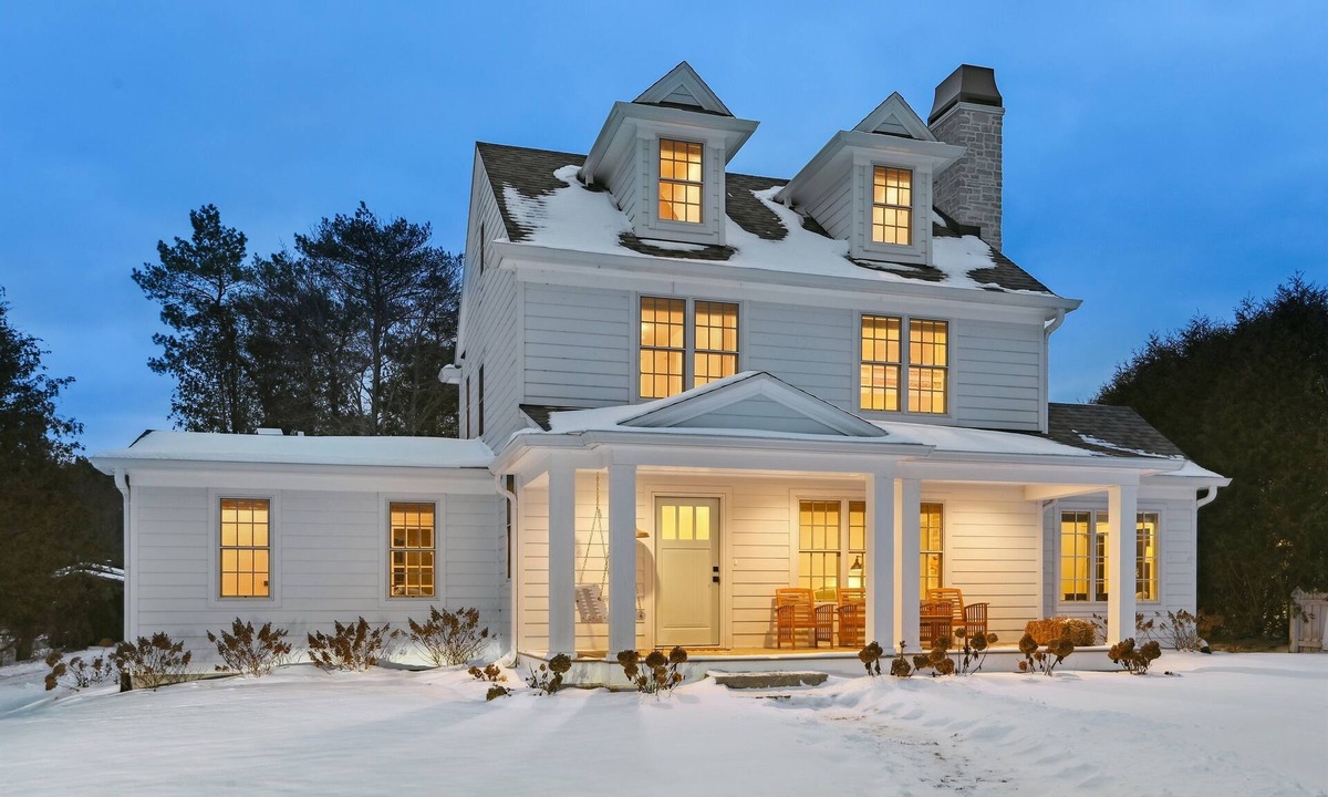 Fish Creek House | Park Bound Bliss – Steps from Peninsula State Park!