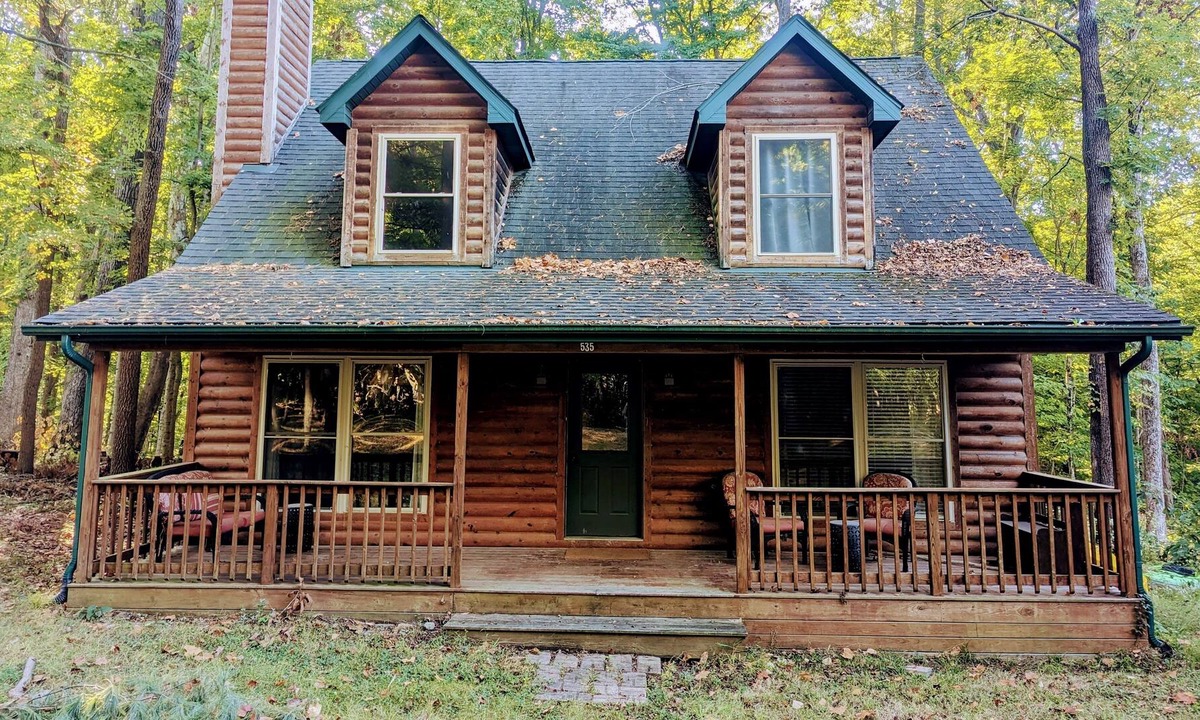 Bellmore Cabin | Parke County cabin -- beautiful, peaceful setting at Raccoon Lake