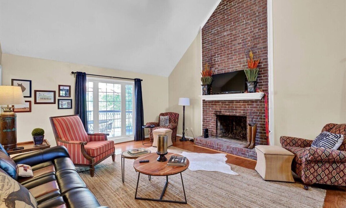 Shelbyville House | Peace and Quiet Close to Louisville - 80+ Acres