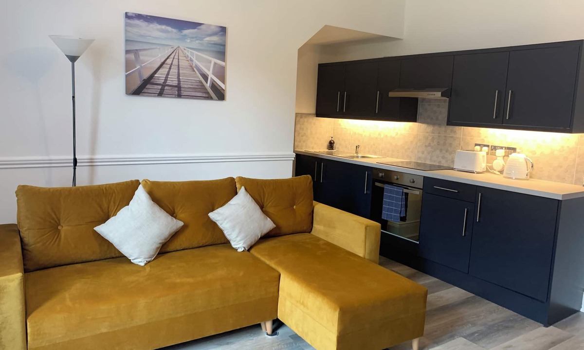 Morpeth House | Peaceful 1 bedroom house. Dog friendly, centrally located hidden gem.