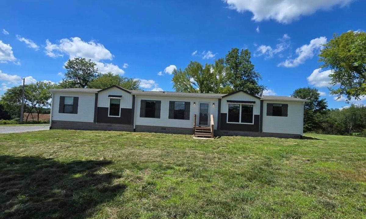 Nancy Other | Peaceful 4-bedroom farmhouse perfect for relaxing stays in Nancy