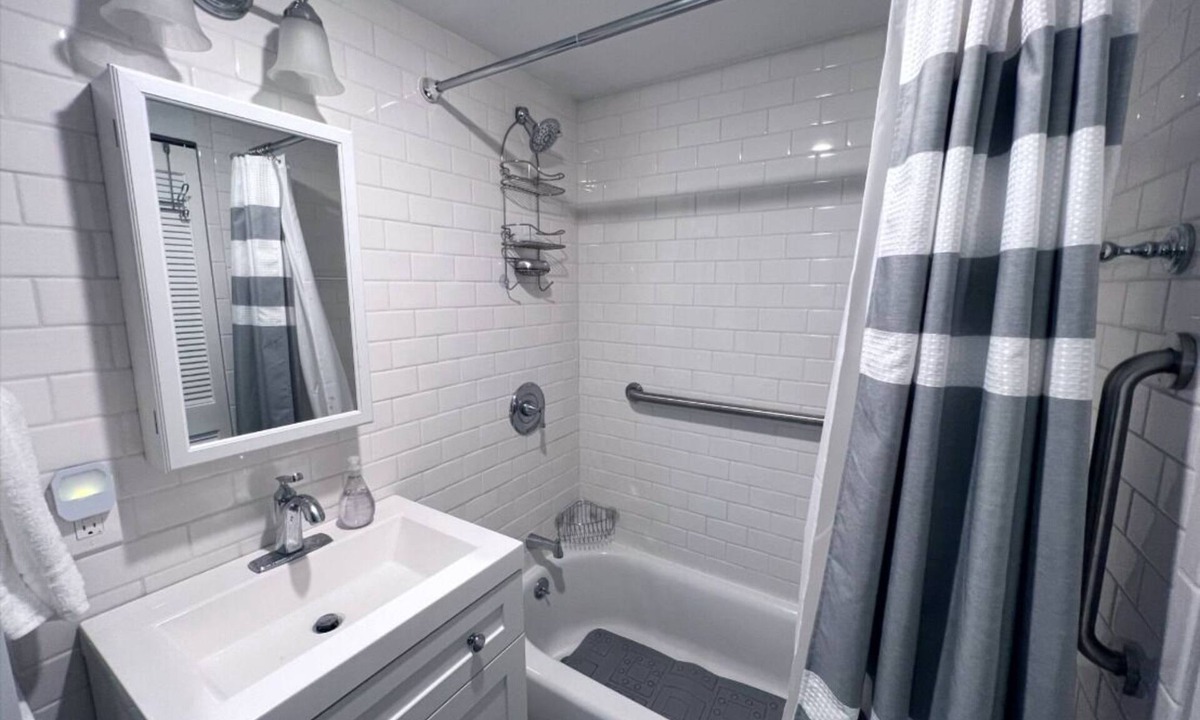 Chautauqua Condo | Perfect 2-bedroom condo with AC in peaceful Chautauqua Institution