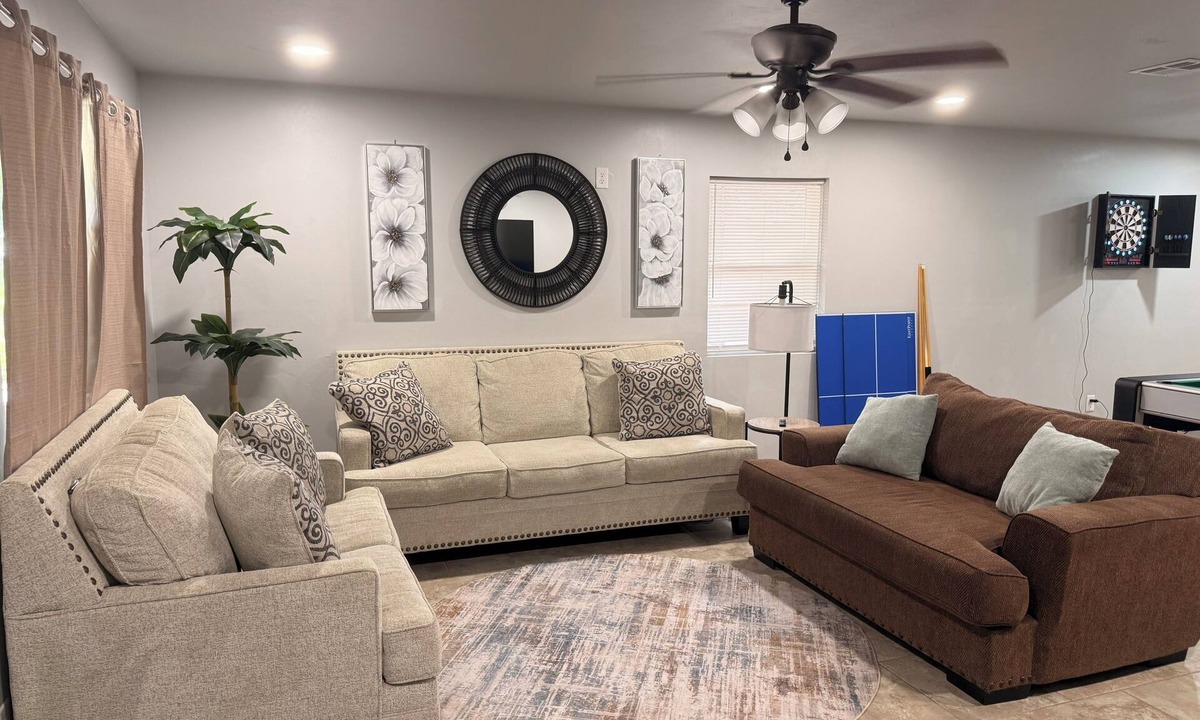 Moore House | Perfect 3-bedroom house with AC in awesome Moore neighborhood