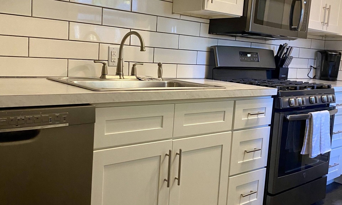 Bellaire House | Perfect location, Short walk to downtown Bellaire, Dog Friendly,