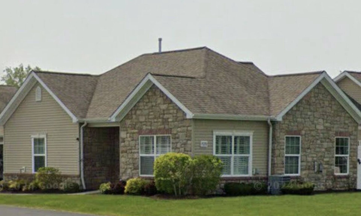 Clarence Center Condo | Perfect spot to watch the 2024 Solar Eclipse!