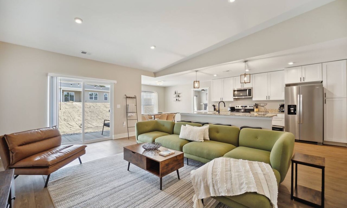 Williamsburg Condo | Pet-Friendly 3BR Condo Near Traverse City & Trails
