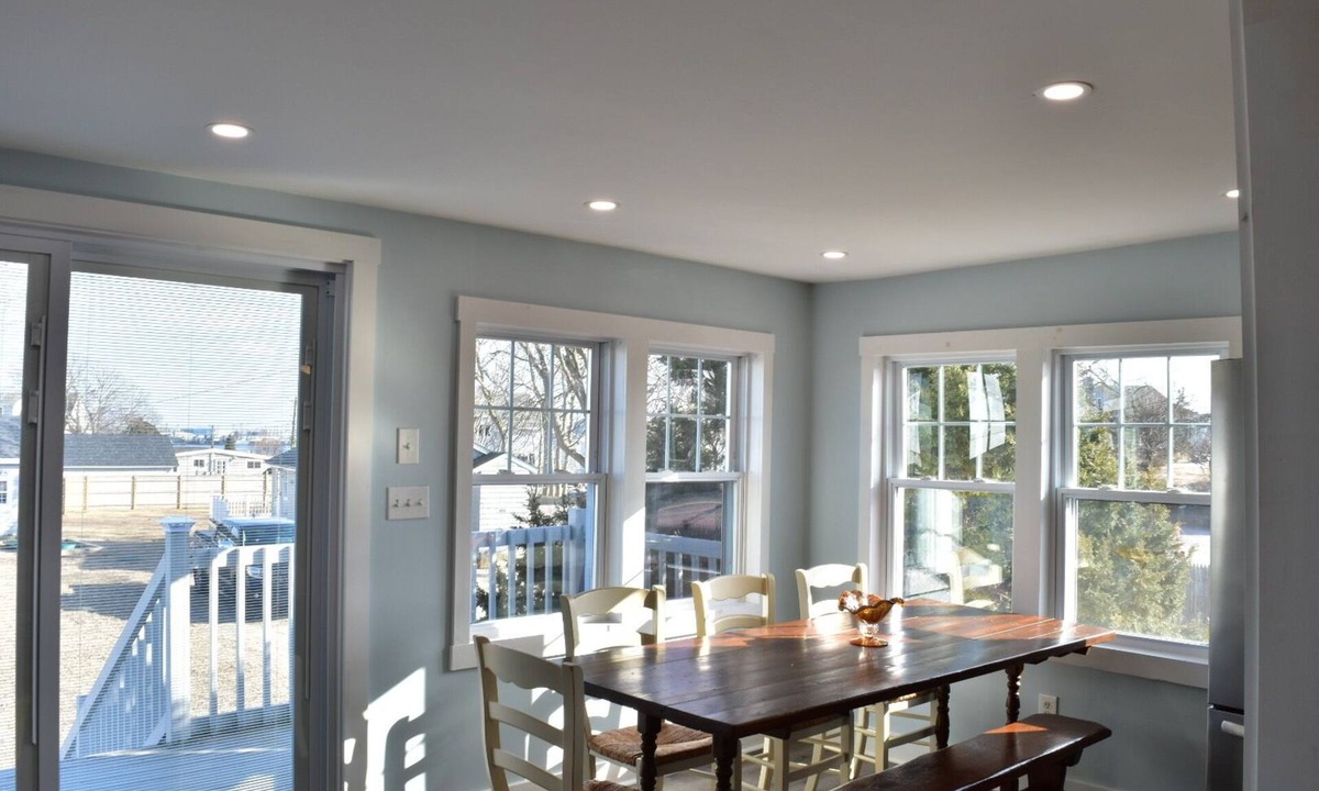 Snug Harbor Cottage | Pet friendly cottage in Snug Harbor, South Kingstown - Perfect family getaway!