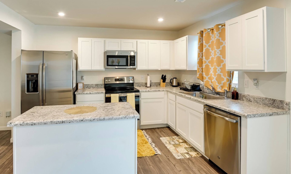 Nashville House | Pet-Friendly Nashville Townhome: 10 Mi to Dtwn