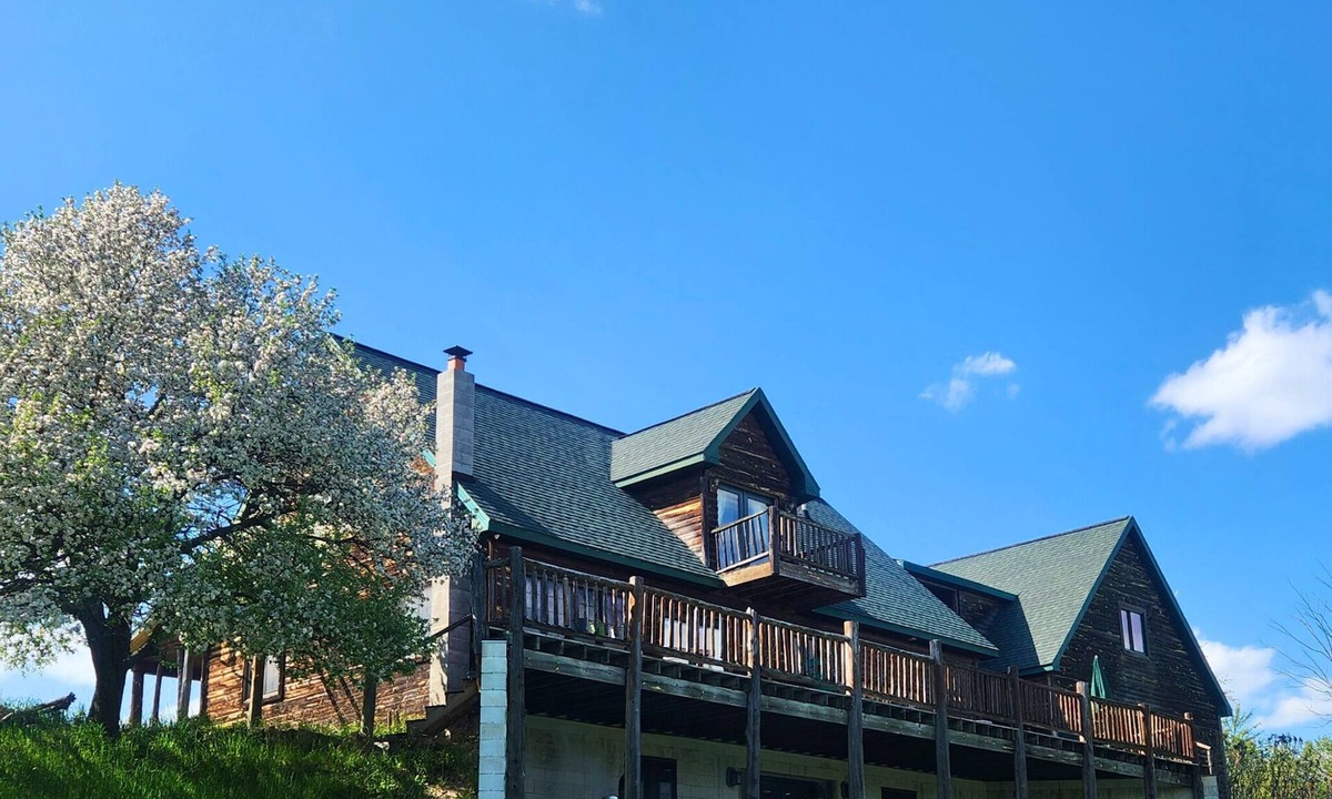 Glennie Cabin | Phantom Pines Lodge | 3-Story, Private Golf Course View