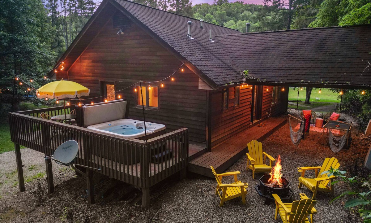 South Bloomingville Cabin | Pocket Full of Sunshine | Hocking Hills