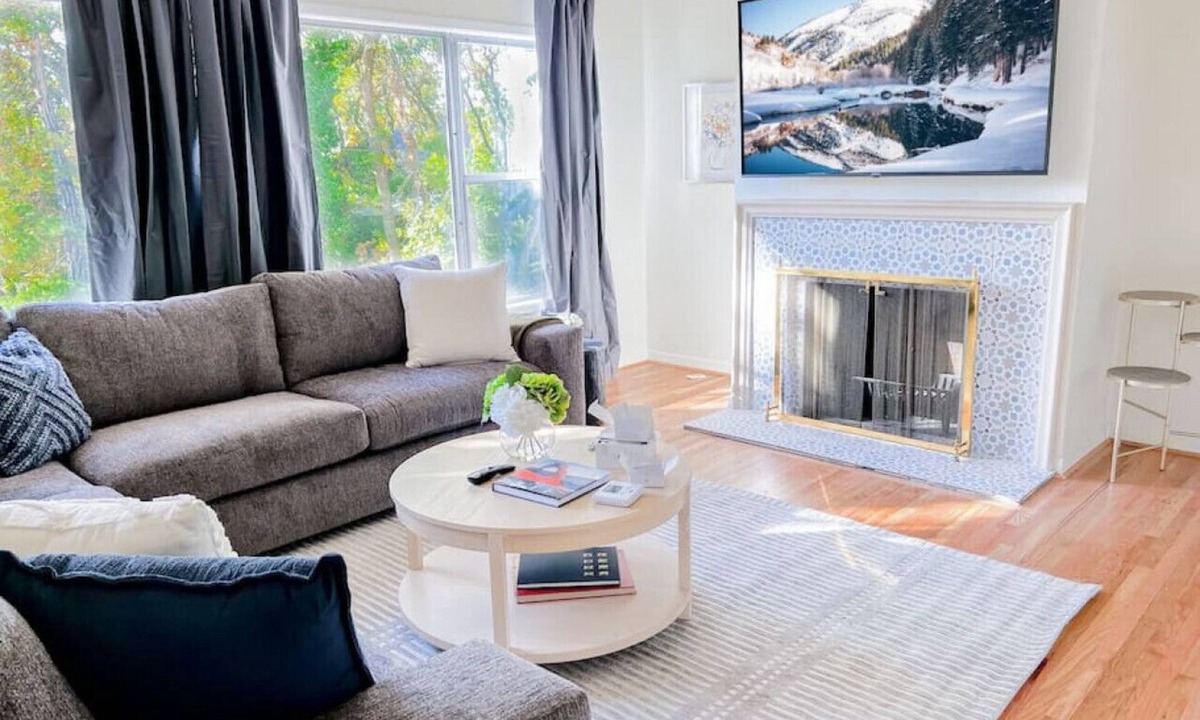 Ogden Apartment | Polk Upstairs | Beautiful Mountain Escape | 8 Guests